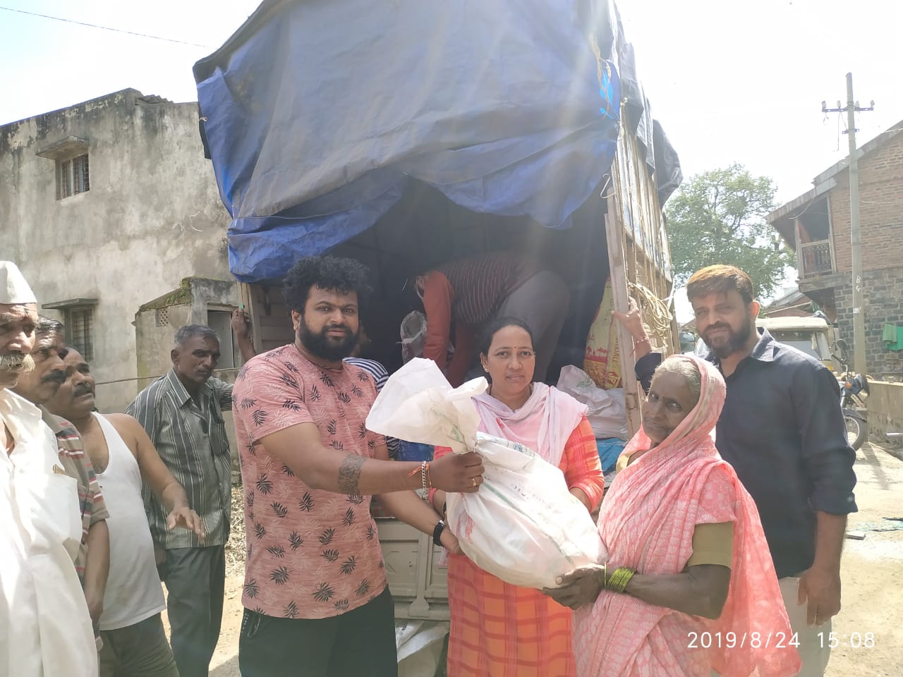 ?????????? ?? ????????? , ?????? , ????? (???? ) ??? ????? ??? ?? ????? ???  ??? ??? ????? ???????????? ???? ?????? ?? ?? ??? ????  ??????? 